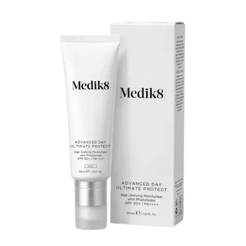 Купити Medik8 Advanced Day Ultimate Protect Антивіковий зволожувальний сонцезахисний крем із фотоліазою, SPF 50+ і PA++++
