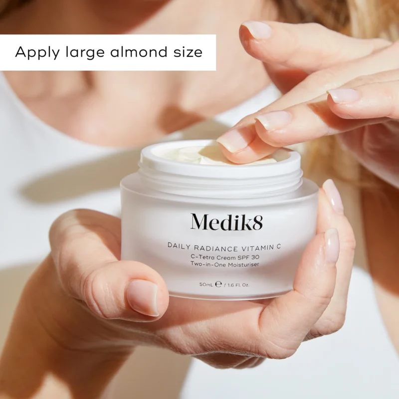 купити Medik8 Антиоксидантний зволожувальний крем з SPF 30