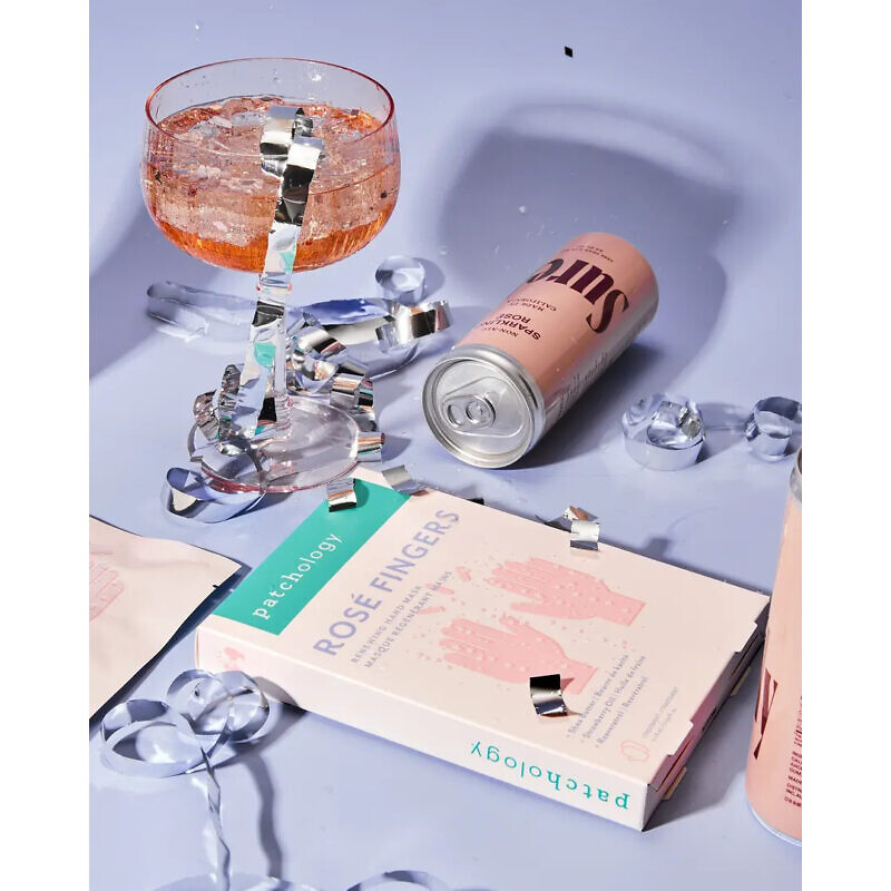 Patchology – Serve Chilled Rosé Fingers – Освіжаюча маска для рук з екстрактом троянди - Зображення 4