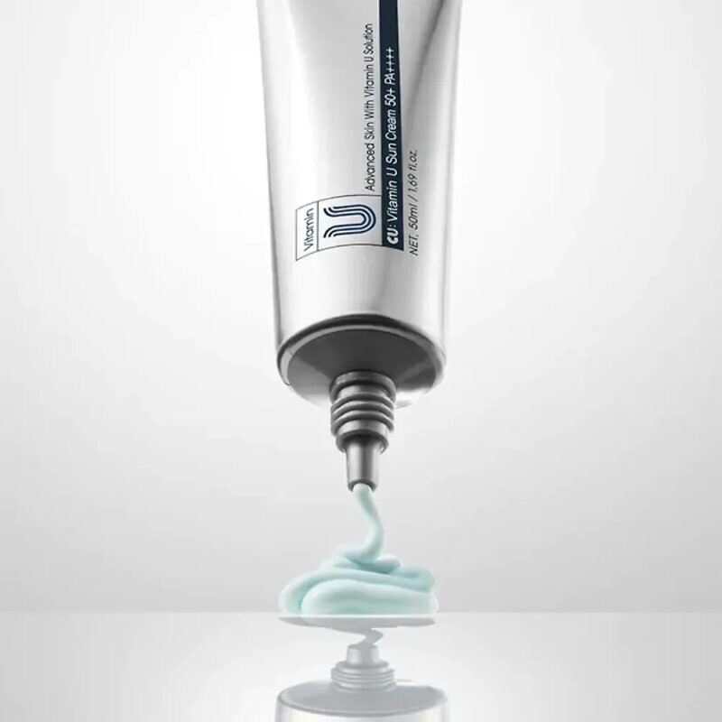 Cu skin Vitamin U Sun Cream SPF 50+ PA++++ 50 мл – Заспокійливий сонцезахисний крем з вітаміном U та пептидами - Зображення 2